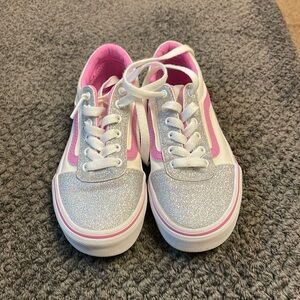 Brand new without rage girl vans.